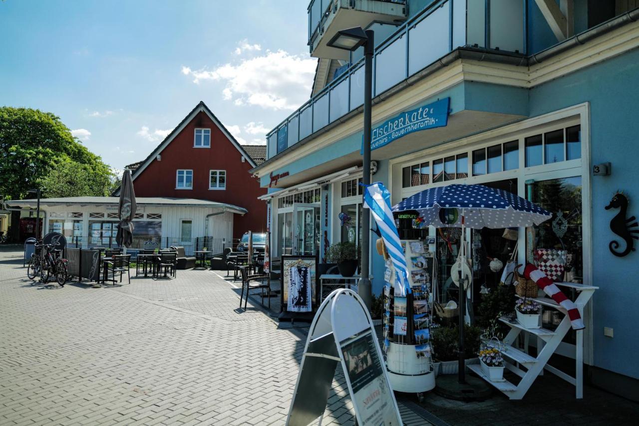 Ferienwohnungen Meerfarbig Zingst - Haustierfrei -Terrasse Mit Strandkorb Oder Balkon - E-Ladesaeule - Parkplatz - Wlan - Fahrradschuppen - Waschtrockner - Ruhig Und Zentral - Nichtraucher Exterior photo
